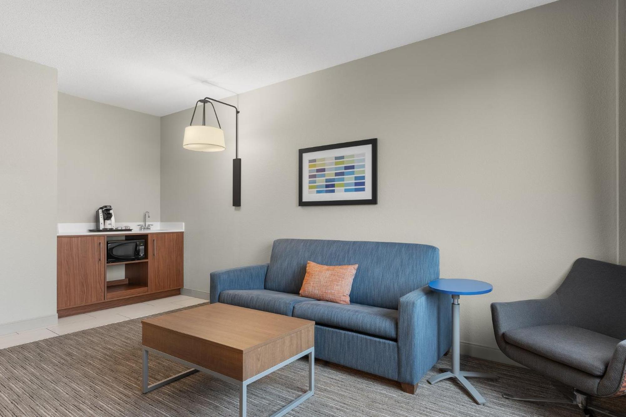 Holiday Inn Express Hotel & Suites Coralville By Ihg מראה חיצוני תמונה