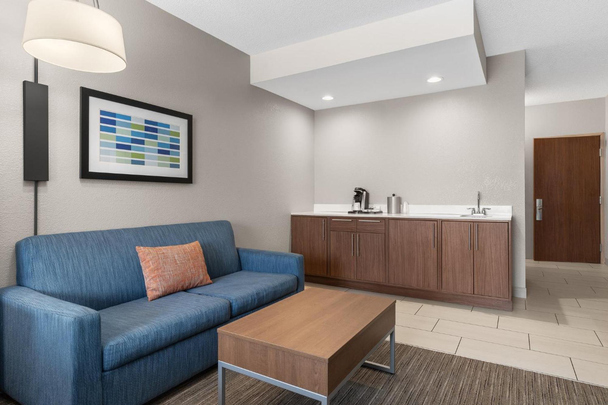 Holiday Inn Express Hotel & Suites Coralville By Ihg מראה חיצוני תמונה