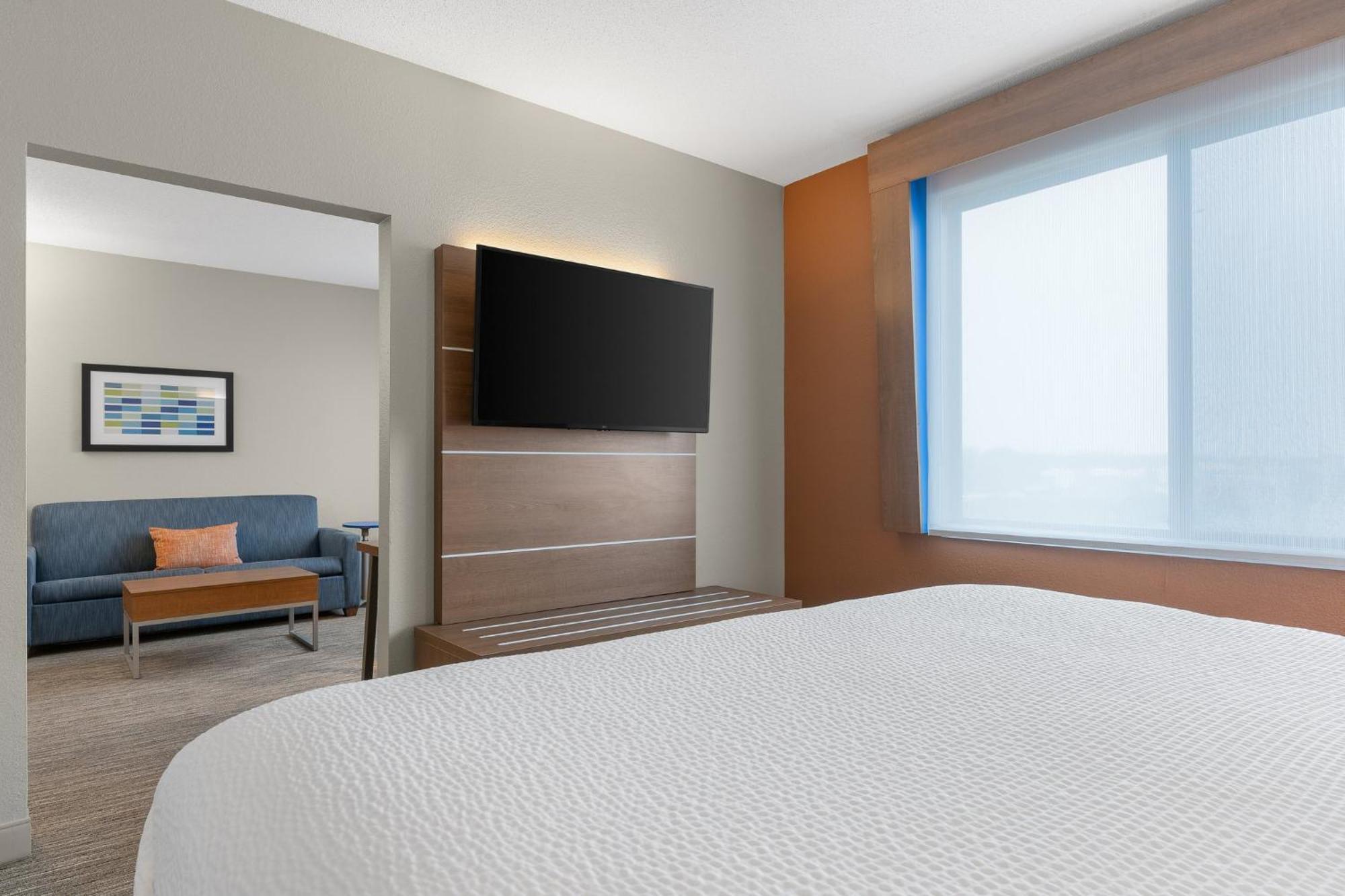 Holiday Inn Express Hotel & Suites Coralville By Ihg מראה חיצוני תמונה