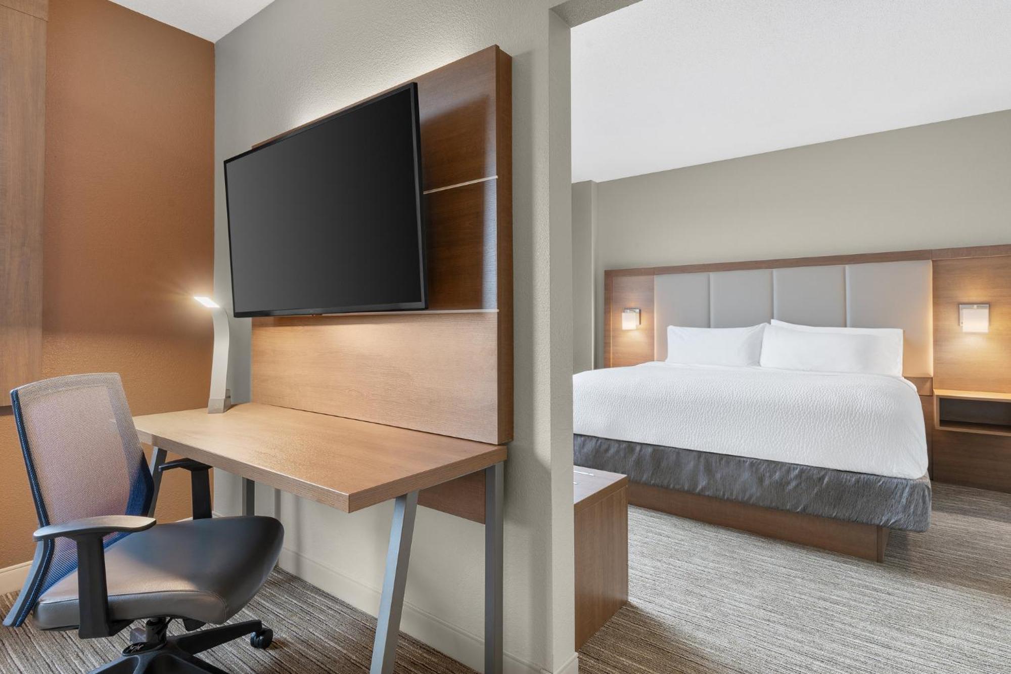 Holiday Inn Express Hotel & Suites Coralville By Ihg מראה חיצוני תמונה